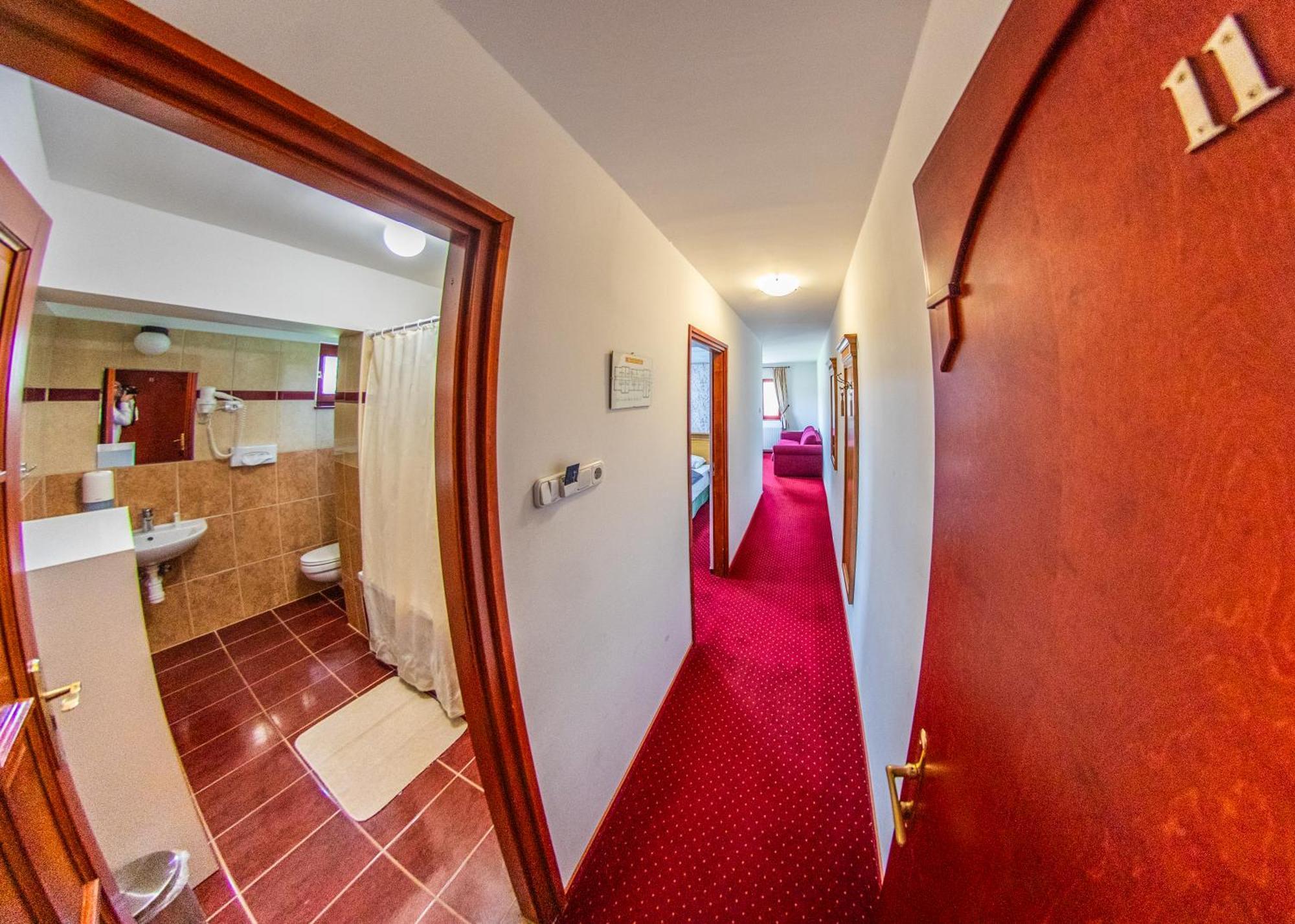 Borhotel Sziluett Farkasmaly Gyöngyös Exterior foto