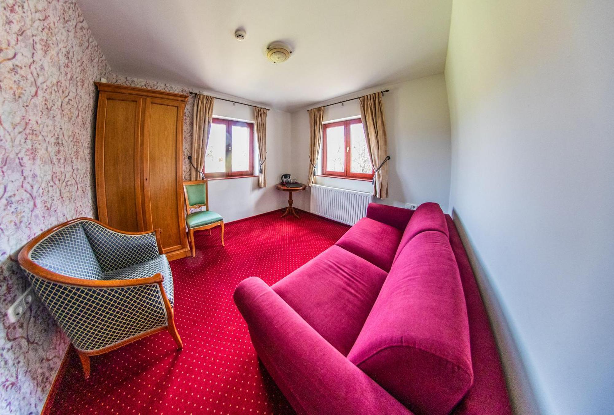 Borhotel Sziluett Farkasmaly Gyöngyös Exterior foto